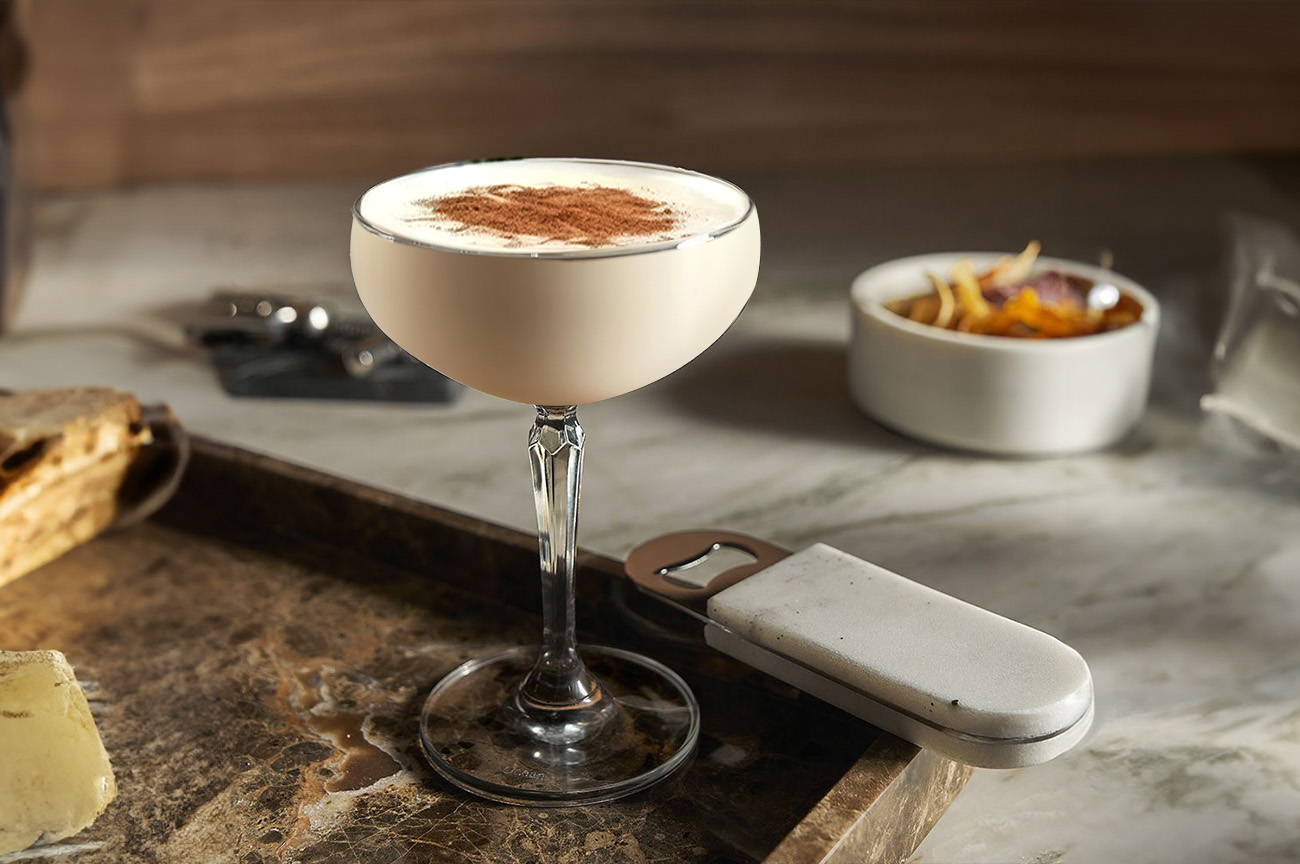 recipe of eggnog cocktail